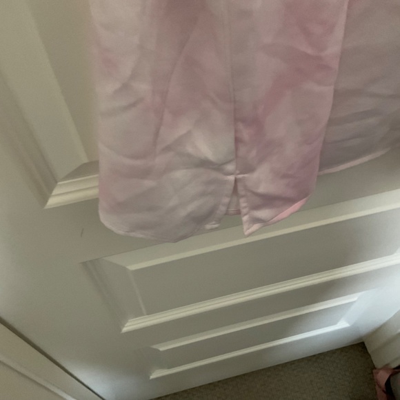 A New Day V-Neck Camisole - Pink and White - Size Large - Picture 3 of 9